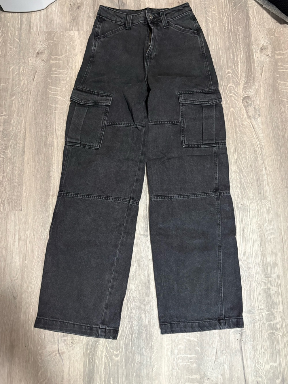 Divided Black Cargo Pants with Patch Pockets size 0